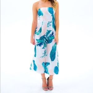 NWT- Tropical print pantsuit by Lastise.